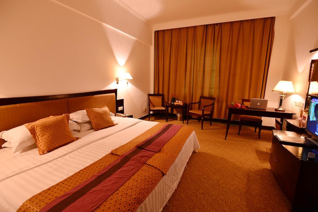 Baodao Exhibition Center Hotel Wuyishan  Kamer foto