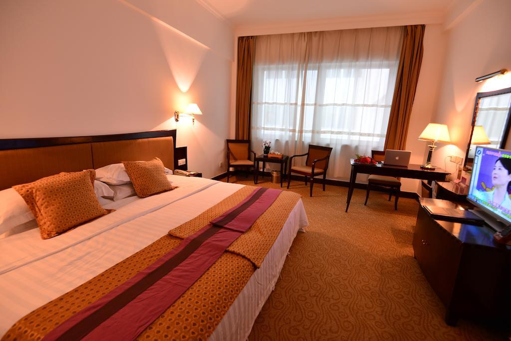 Baodao Exhibition Center Hotel Wuyishan  Kamer foto
